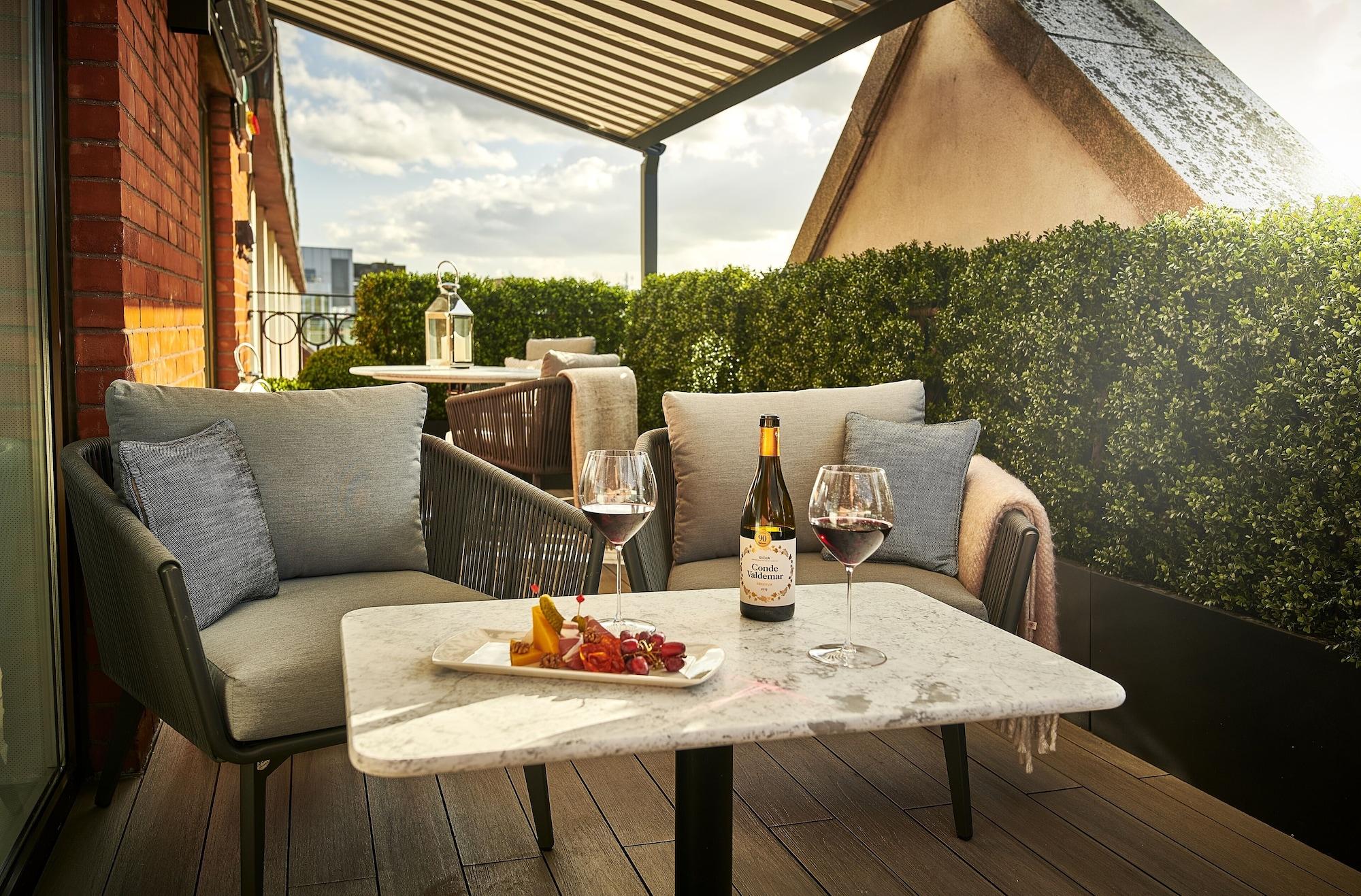 The Westbury Hotel Dublino Esterno foto The Terrace at The Ivy Collection
