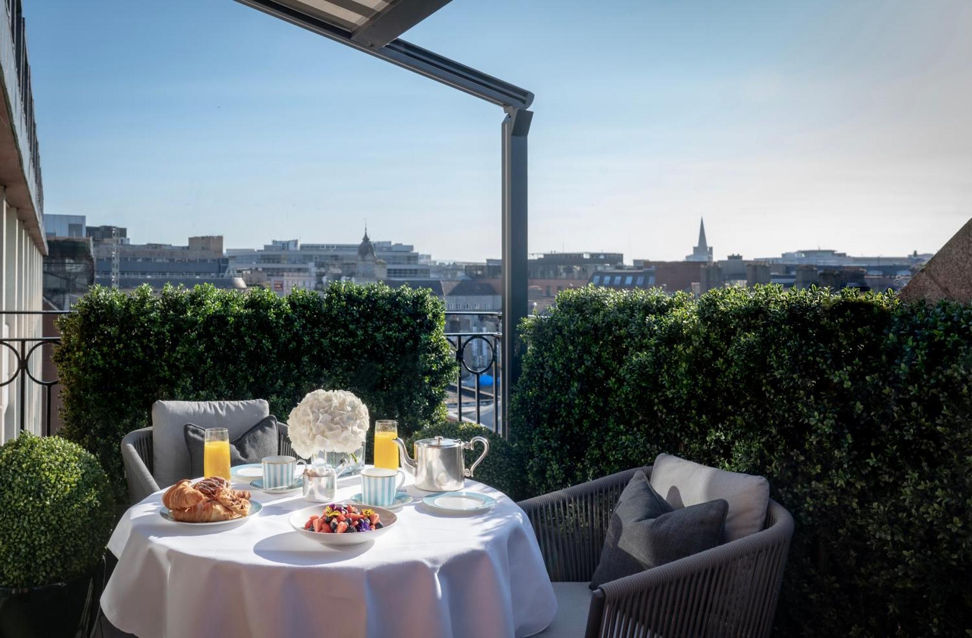 The Westbury Hotel Dublino Esterno foto The Terrace at The Ivy Collection