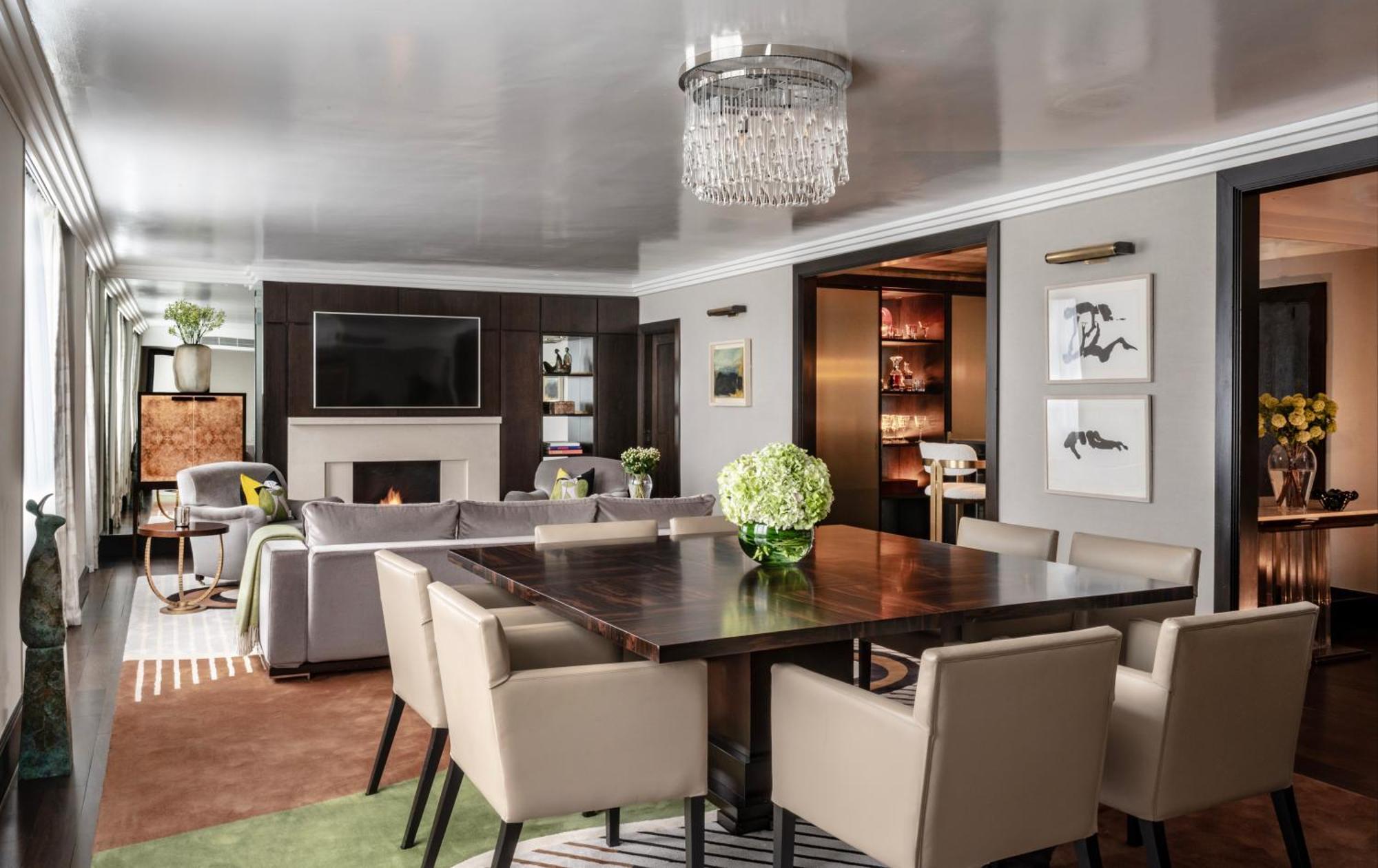 The Westbury Hotel Dublino Esterno foto The interior of a suite at the Four Seasons Hotel